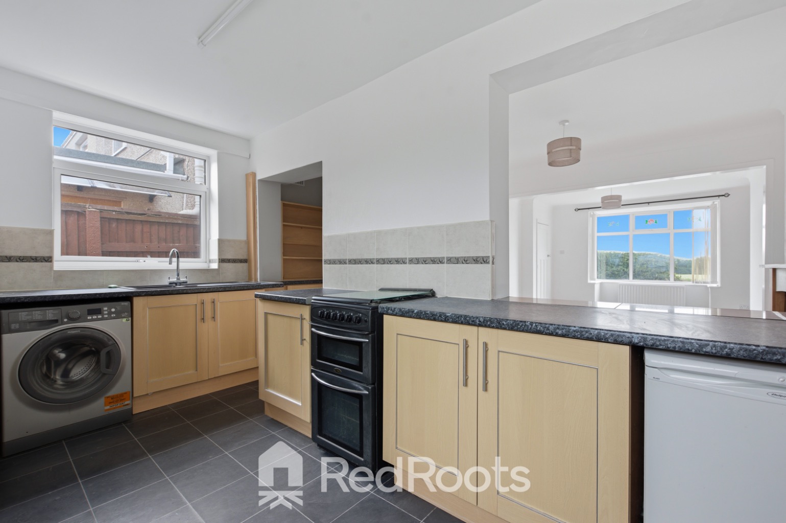 2 bed semi-detached house to rent in Woodlands, Doncaster, South Yorkshire, DN6 - Property Image 7