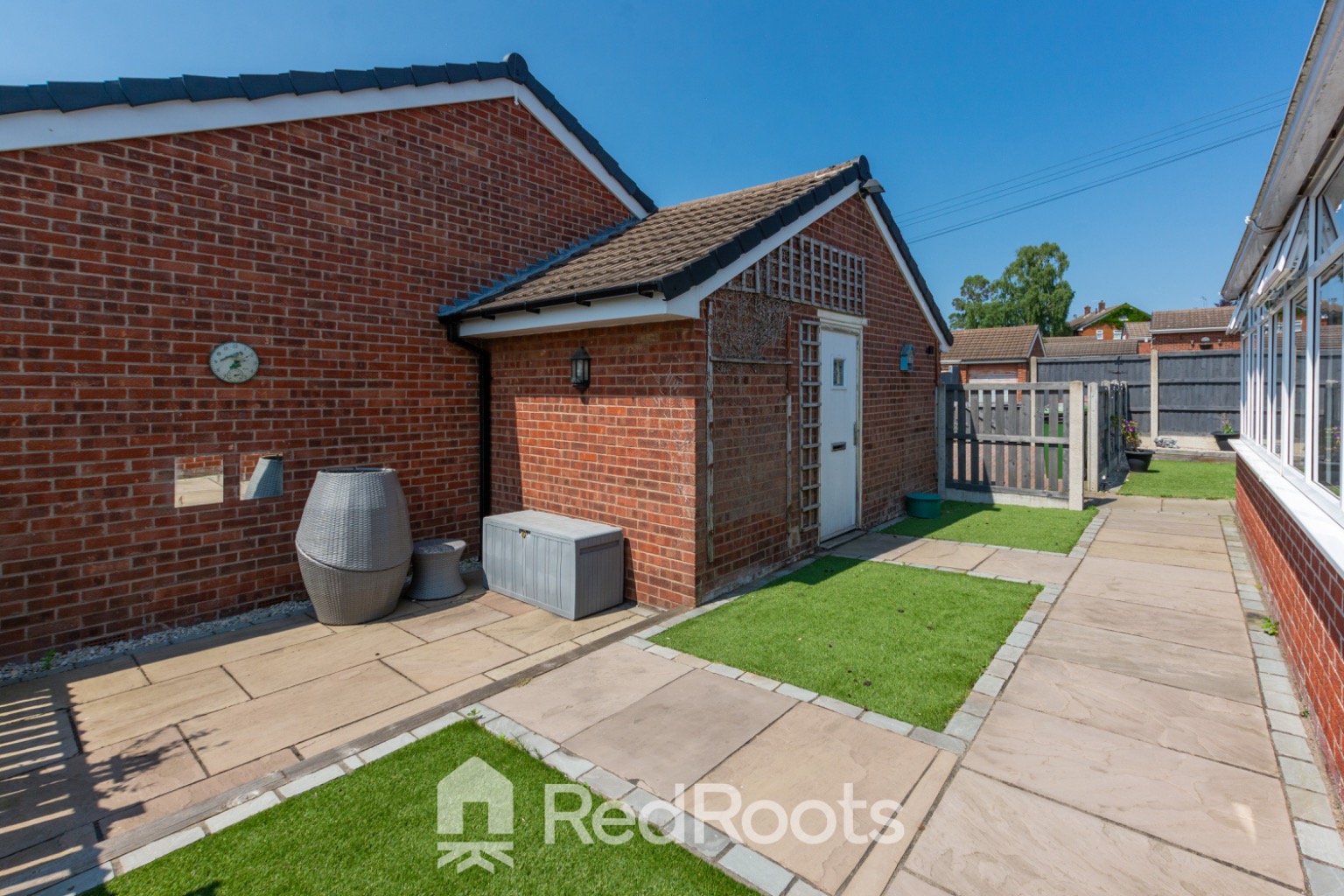 2 bed detached bungalow for sale in Clayton Holt, South Kirkby, WF9  - Property Image 16