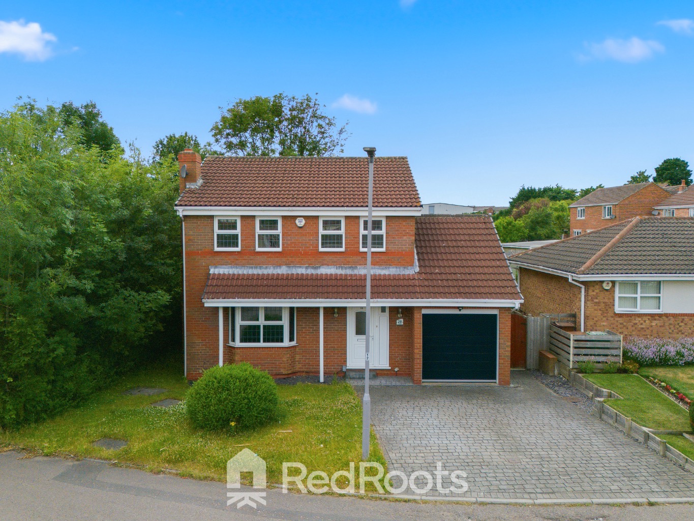 4 bed detached house to rent in Ossett, West Yorkshire, WF5