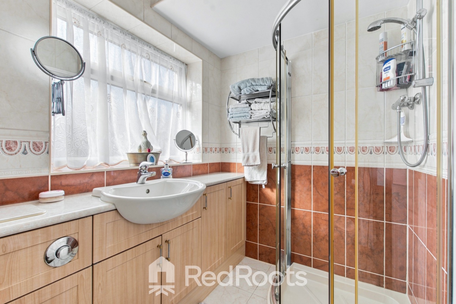 3 bed semi-detached bungalow for sale in South Elmsall, Pontefract, West Yorkshire, WF9  - Property Image 17