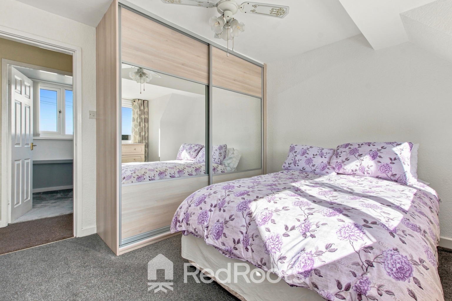 3 bed semi-detached bungalow for sale in South Elmsall, Pontefract, West Yorkshire, WF9  - Property Image 19