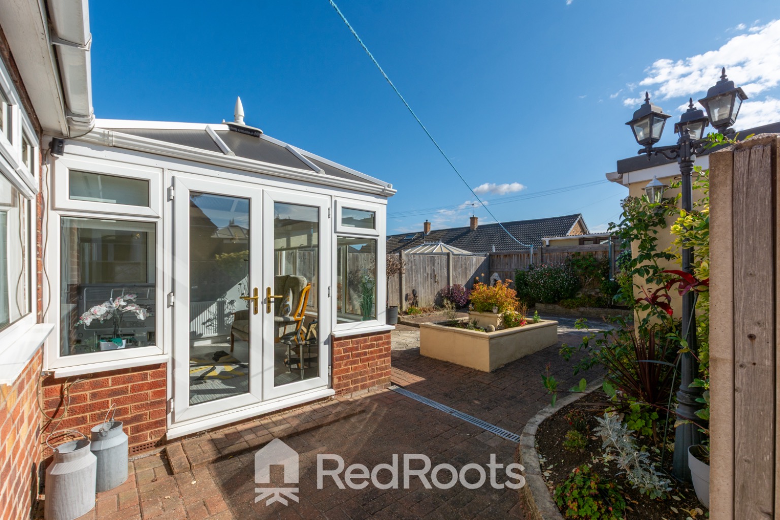 3 bed semi-detached bungalow for sale in South Elmsall, Pontefract, West Yorkshire, WF9  - Property Image 24