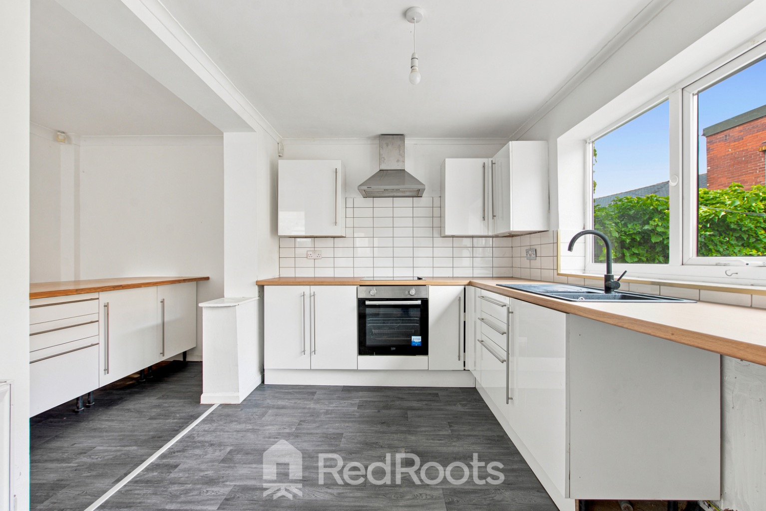 2 bed semi-detached house to rent in South Elmsall, Pontefract, West Yorkshire, WF9 - Property Image 5