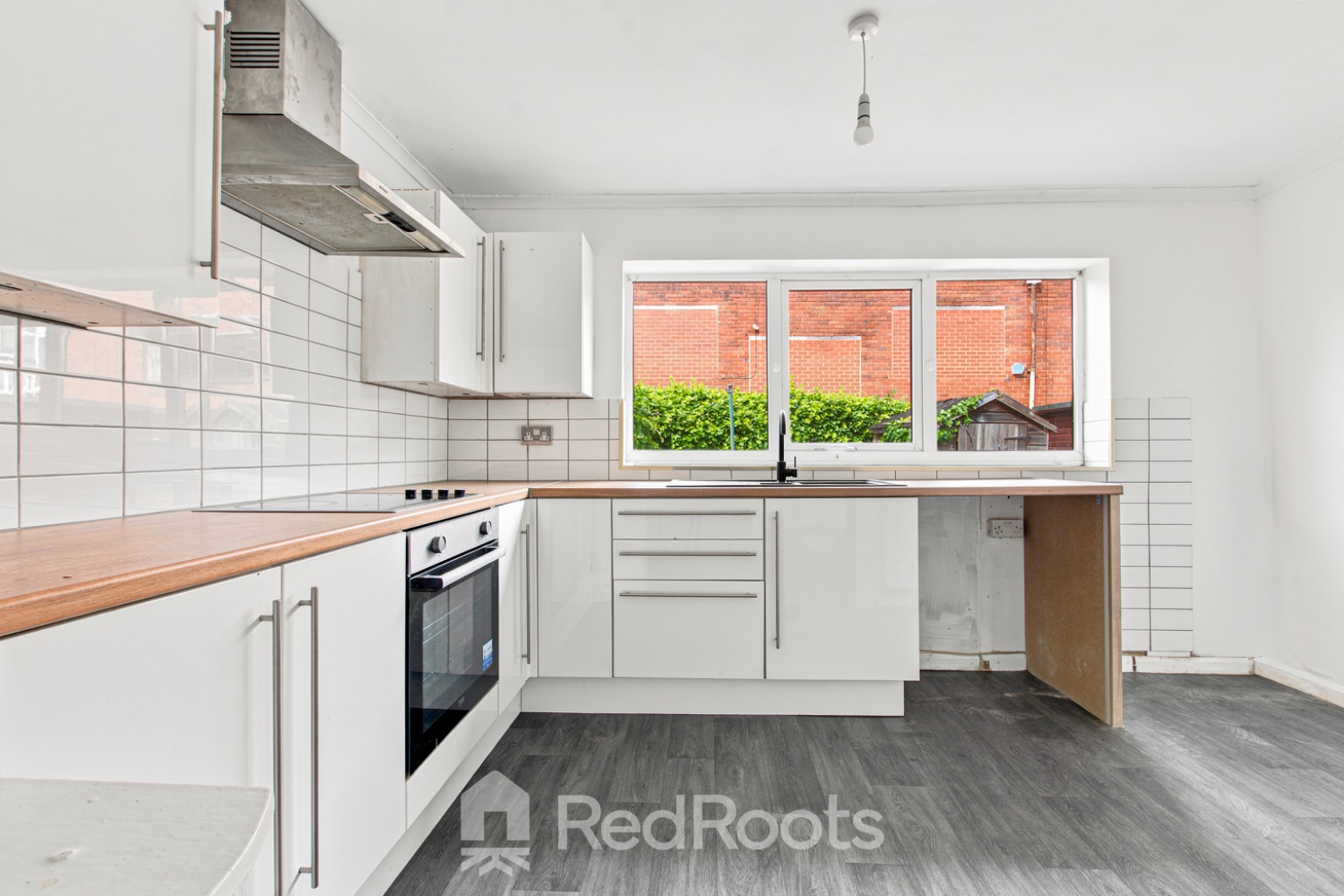 2 bed semi-detached house to rent in South Elmsall, Pontefract, West Yorkshire, WF9 - Property Image 4