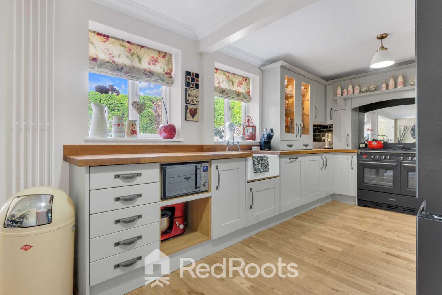 4 bed detached house for sale in South Elmsall, Pontefract, West Yorkshire, WF9  - Property Image 7