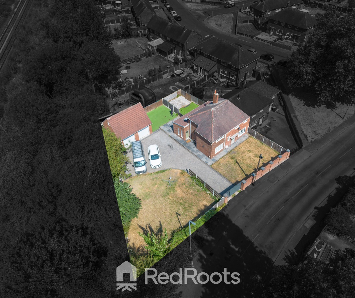 4 bed semi-detached house for sale in South Elmsall, Pontefract, West Yorkshire, WF9  - Property Image 1