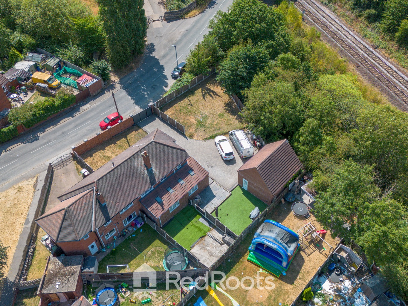 4 bed semi-detached house for sale in South Elmsall, Pontefract, West Yorkshire, WF9  - Property Image 28