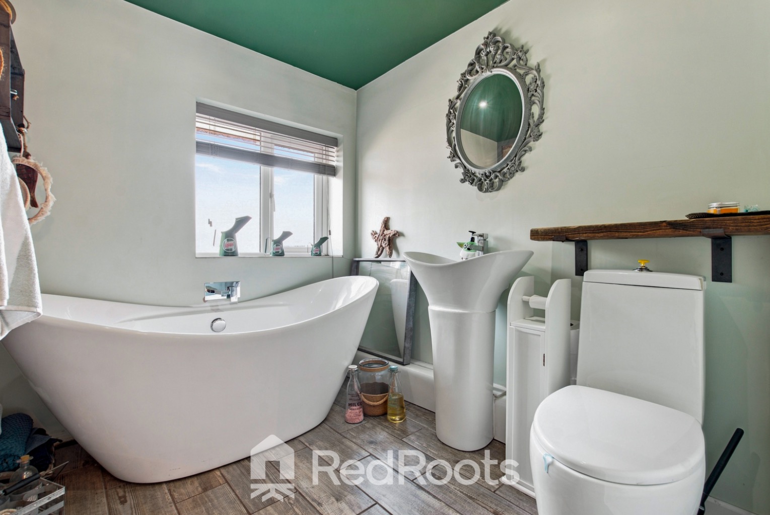 4 bed semi-detached house for sale in South Elmsall, Pontefract, West Yorkshire, WF9  - Property Image 20
