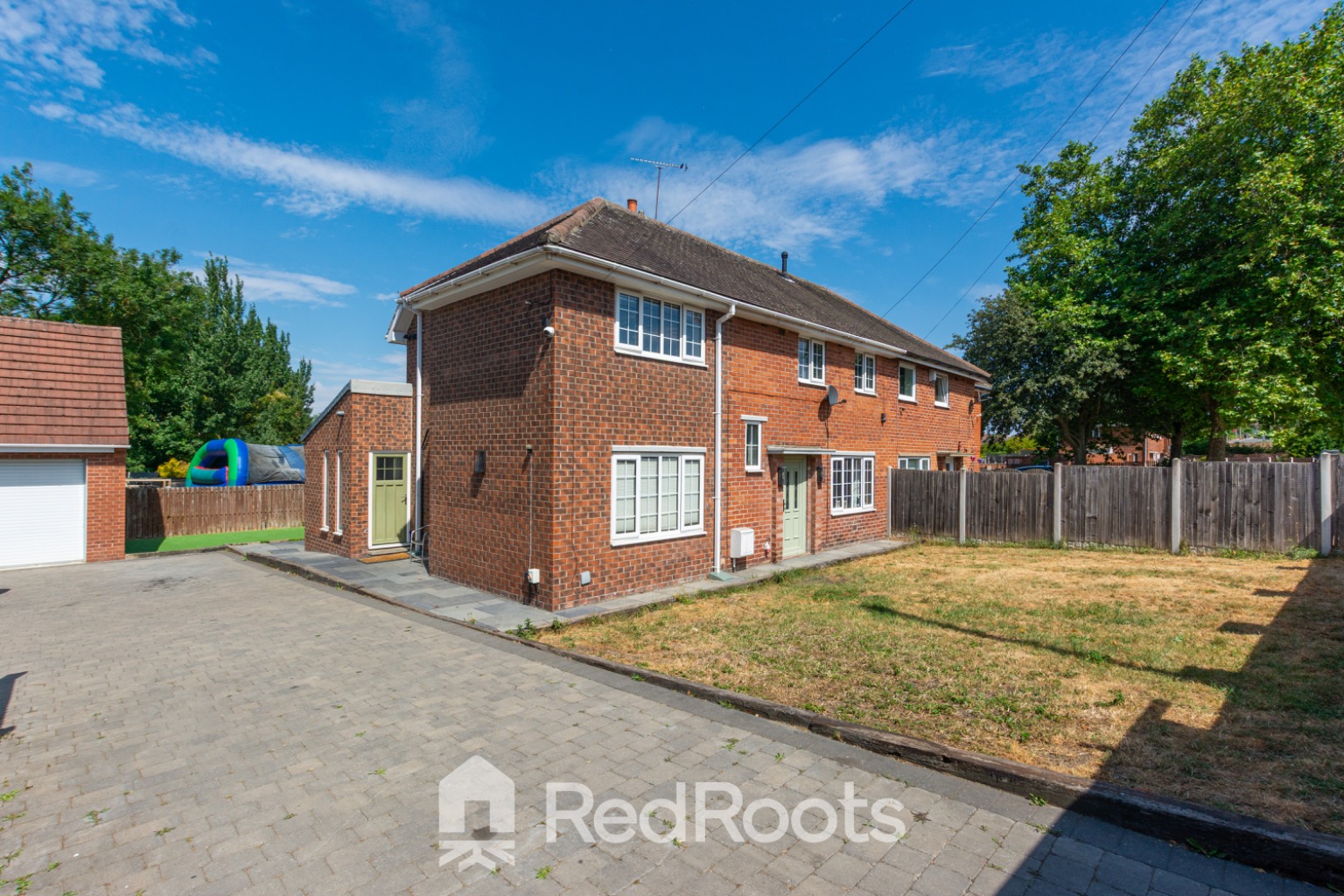 4 bed semi-detached house for sale in South Elmsall, Pontefract, West Yorkshire, WF9  - Property Image 2