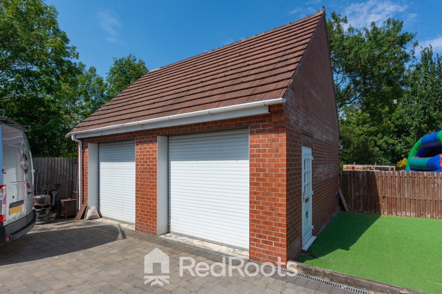 4 bed semi-detached house for sale in South Elmsall, Pontefract, West Yorkshire, WF9  - Property Image 3