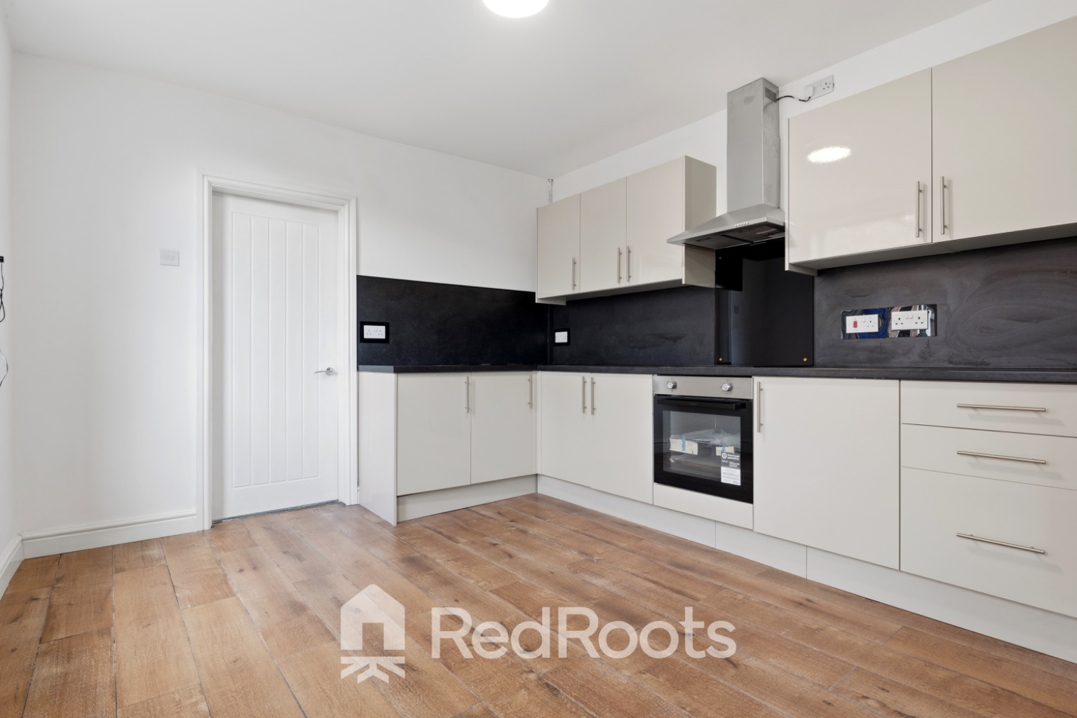 3 bed terraced house to rent in Carcroft, Doncaster, South Yorkshire, DN6  - Property Image 4