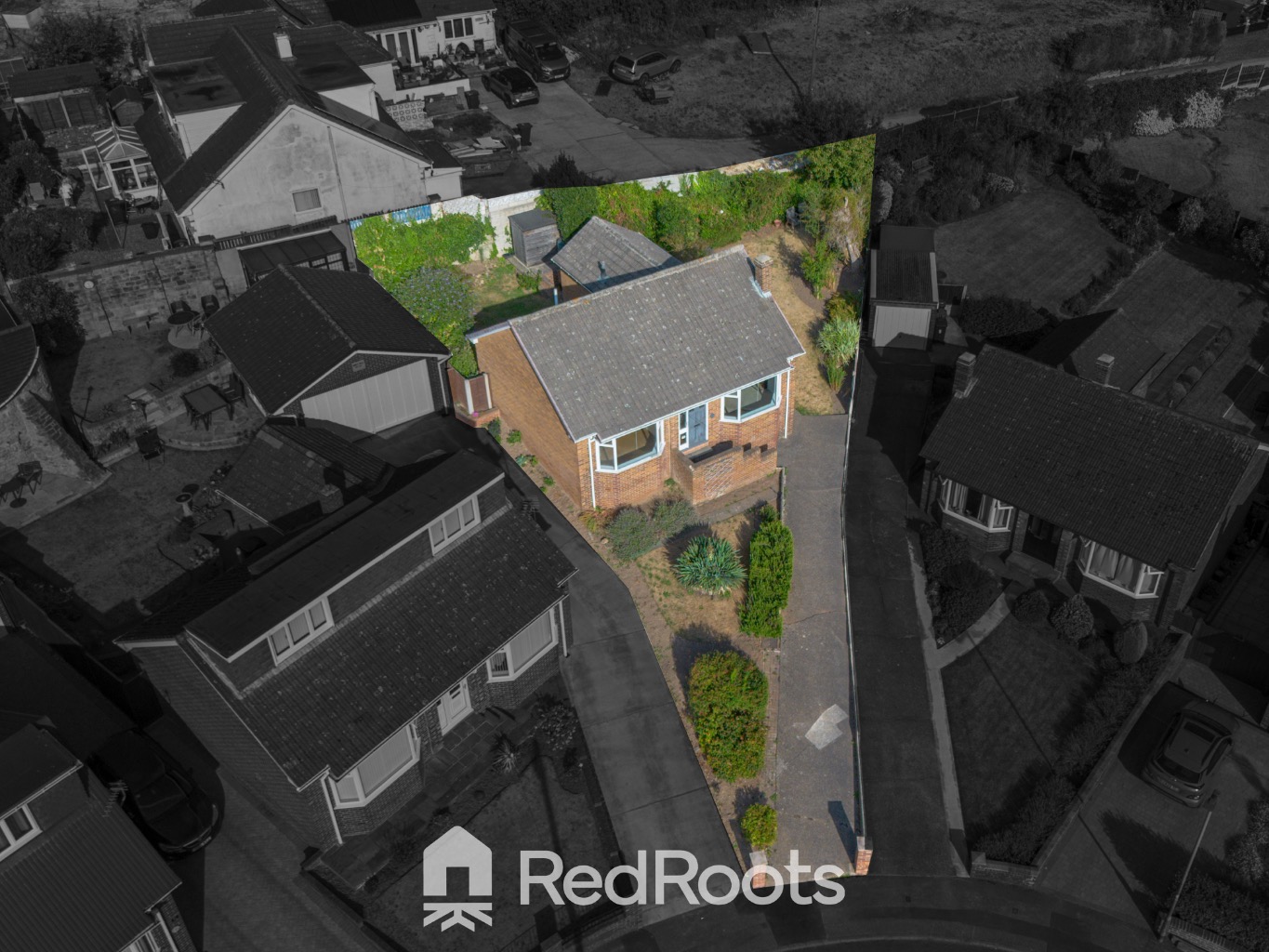2 bed detached bungalow for sale in Meadow Court, South Elmsall, Pontefract, West Yorkshire, WF9