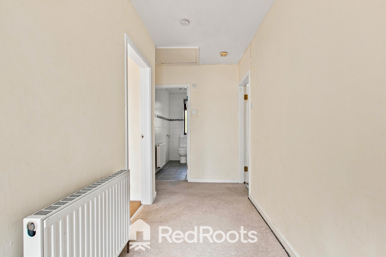 2 bed detached bungalow for sale in Meadow Court, South Elmsall, Pontefract, West Yorkshire, WF9  - Property Image 9