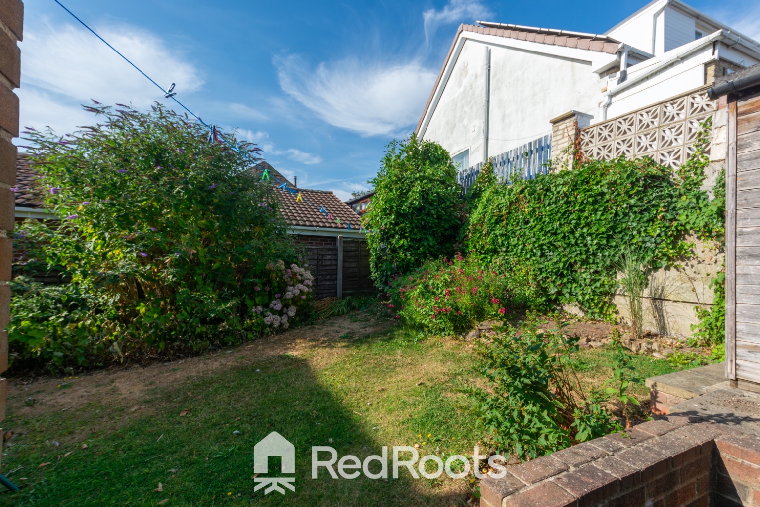 2 bed detached bungalow for sale in Meadow Court, South Elmsall, Pontefract, West Yorkshire, WF9  - Property Image 21