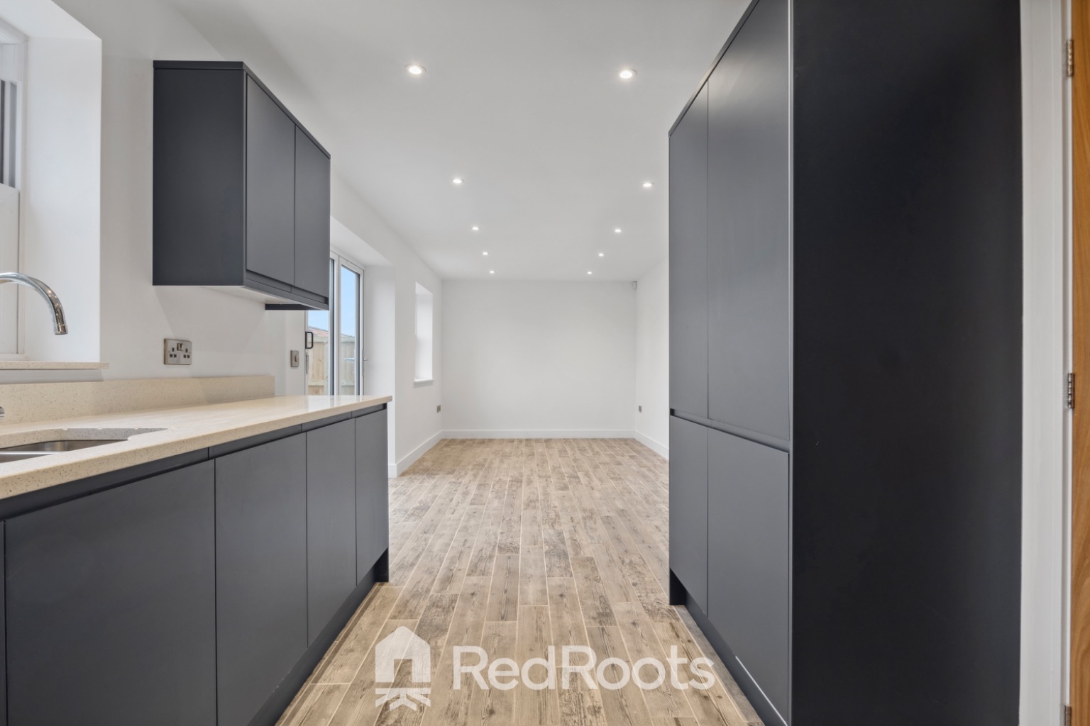 4 bed detached house for sale in Roxby, Scunthorpe, Lincolnshire, DN15  - Property Image 3