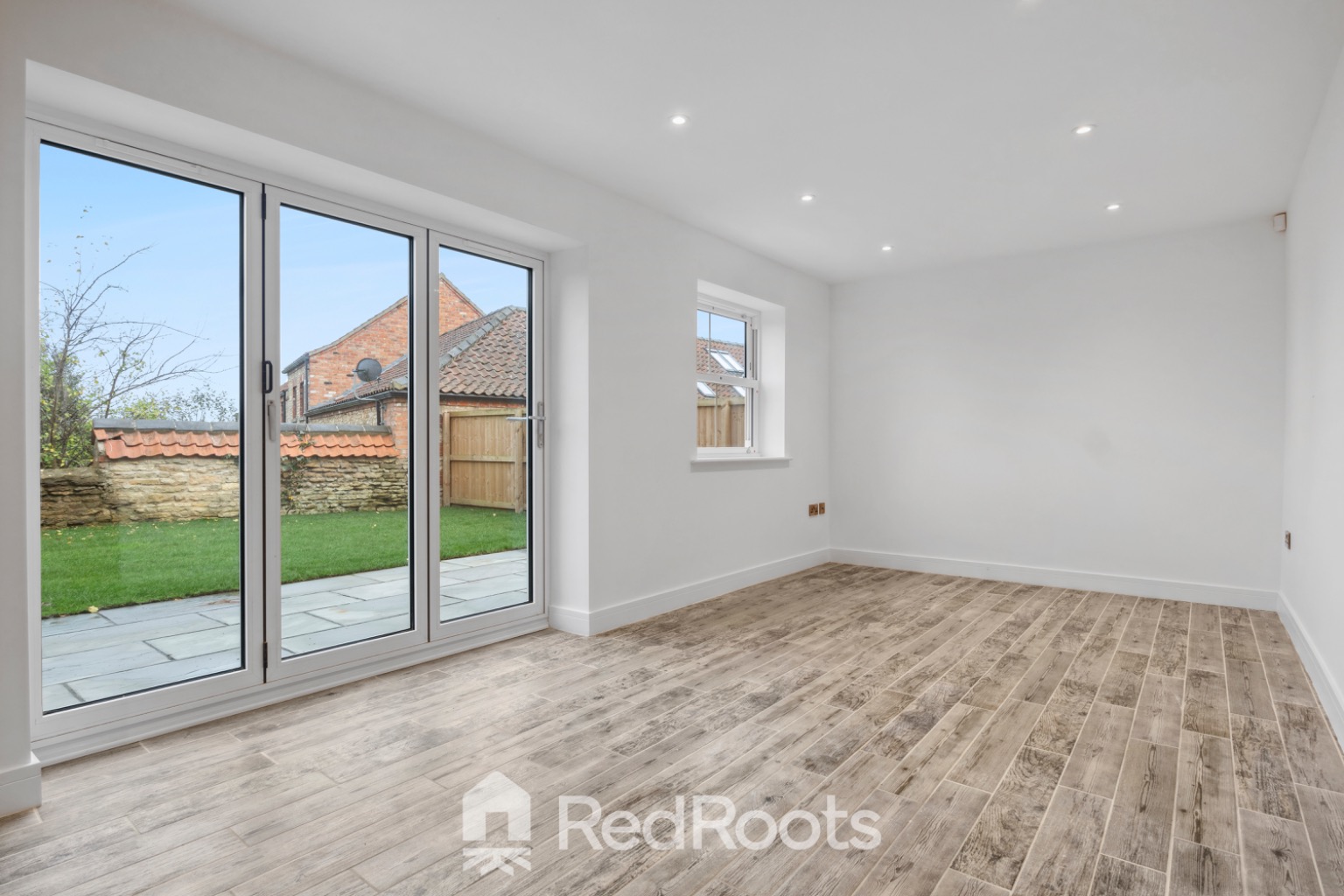 4 bed detached house for sale in Roxby, Scunthorpe, Lincolnshire, DN15  - Property Image 5