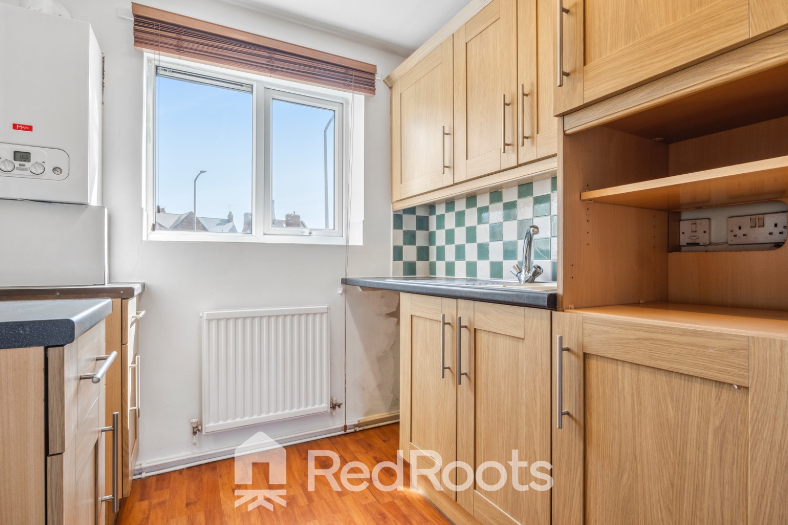 2 bed chalet for sale in Cooke Street, Bentley, Doncaster, South Yorkshire, DN5 - Property Image 4