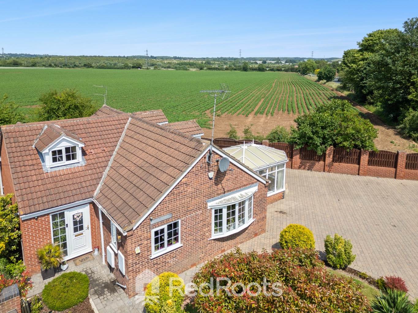 3 bed detached bungalow for sale in Adwick-Le-Street, Doncaster, South Yorkshire, DN6  - Property Image 3