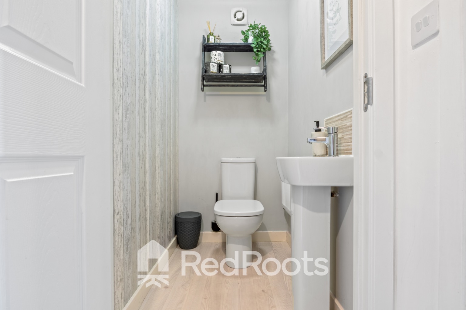 3 bed semi-detached house for sale in Doncaster, South Yorkshire, DN5  - Property Image 4