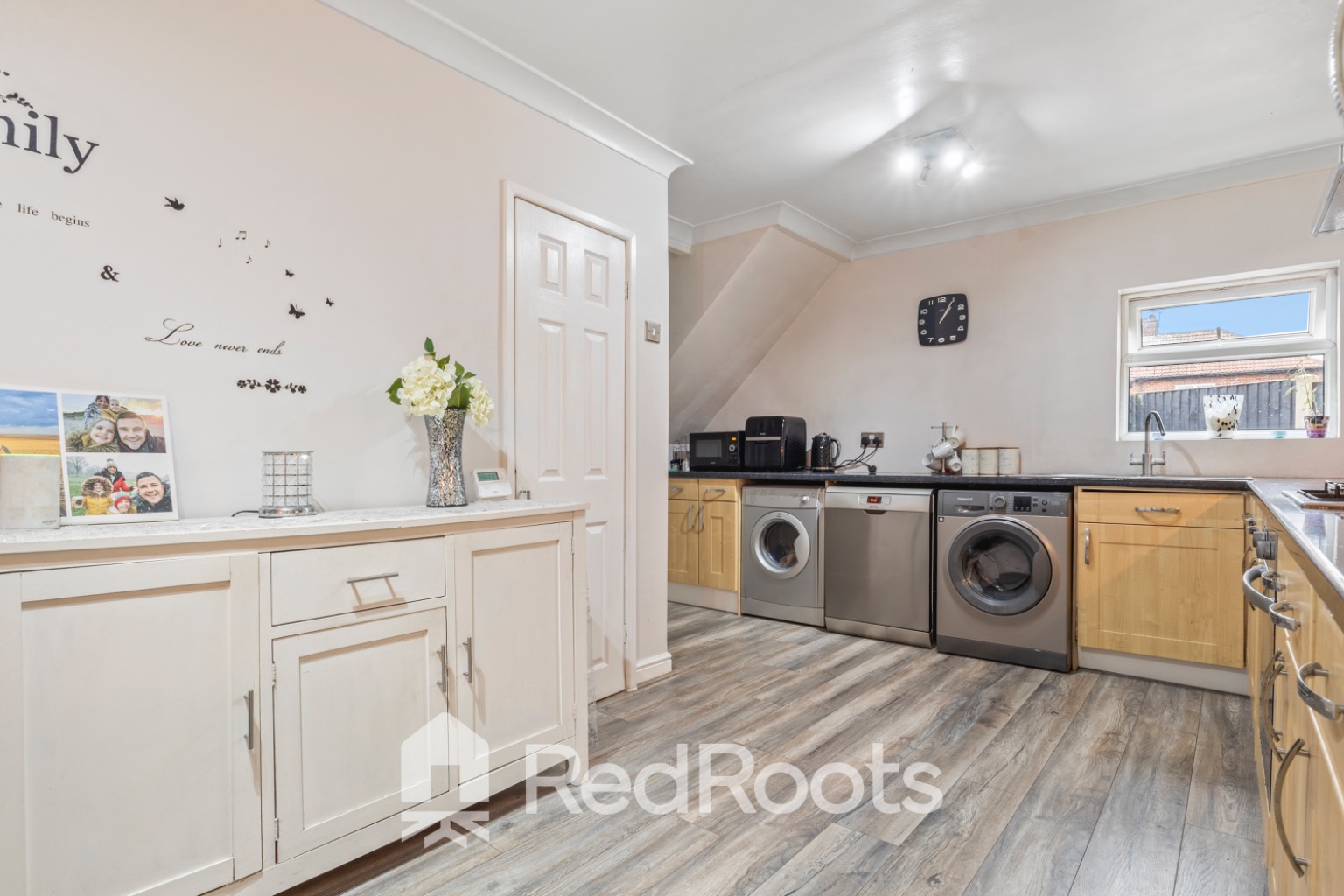 3 bed semi-detached house for sale in Chiltern Road, Scawthorpe,  Doncaster, DN5  - Property Image 8