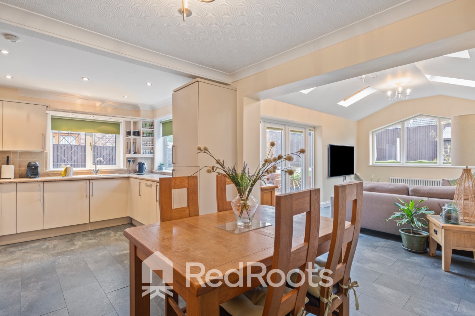 3 bed semi-detached house for sale in Lutterworth Drive, Adwick-le-street, Doncaster, South Yorkshire, DN6  - Property Image 7