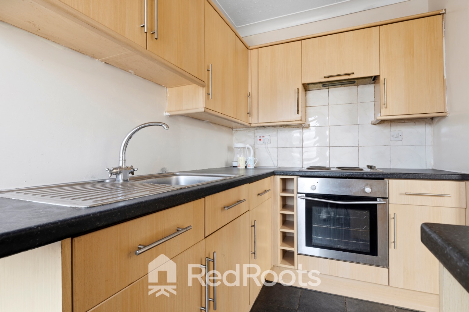 3 bed end of terrace house for sale in Petersgate, Doncaster, South Yorkshire, DN5  - Property Image 3