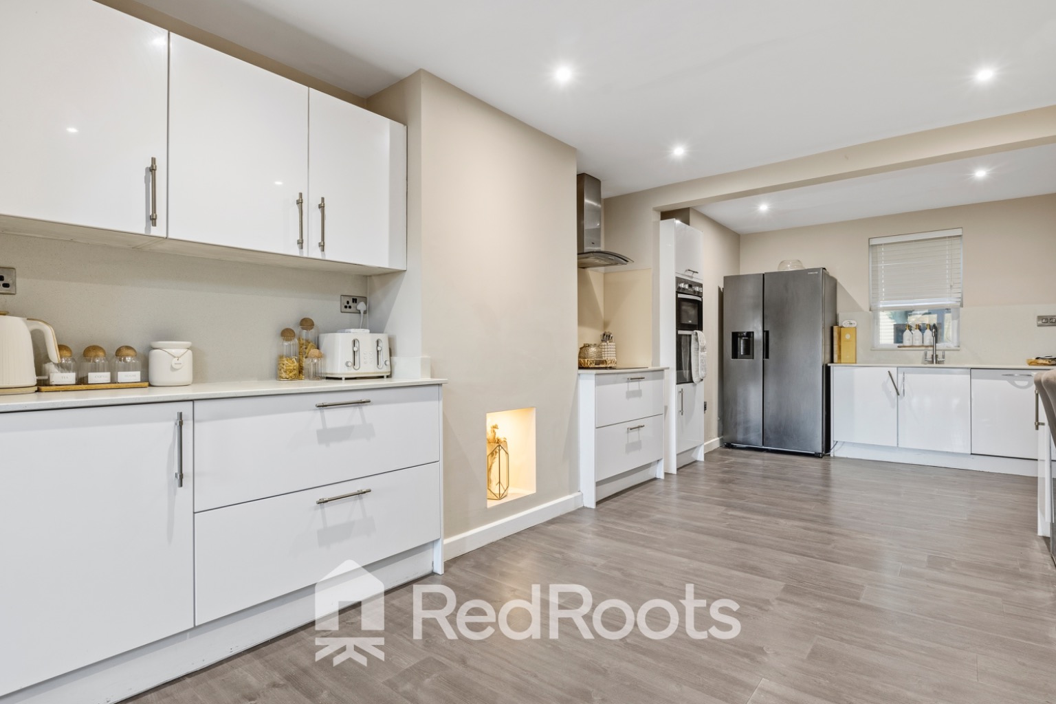 4 bed semi-detached house for sale in High Street, Arksey, Doncaster, South Yorkshire, DN5  - Property Image 5