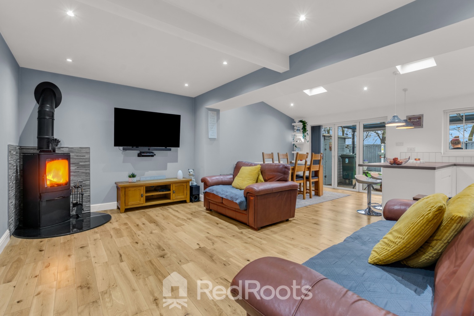 5 bed detached house for sale in Fossard Way, Scawthorpe, Doncaster, South Yorkshire, DN5  - Property Image 8