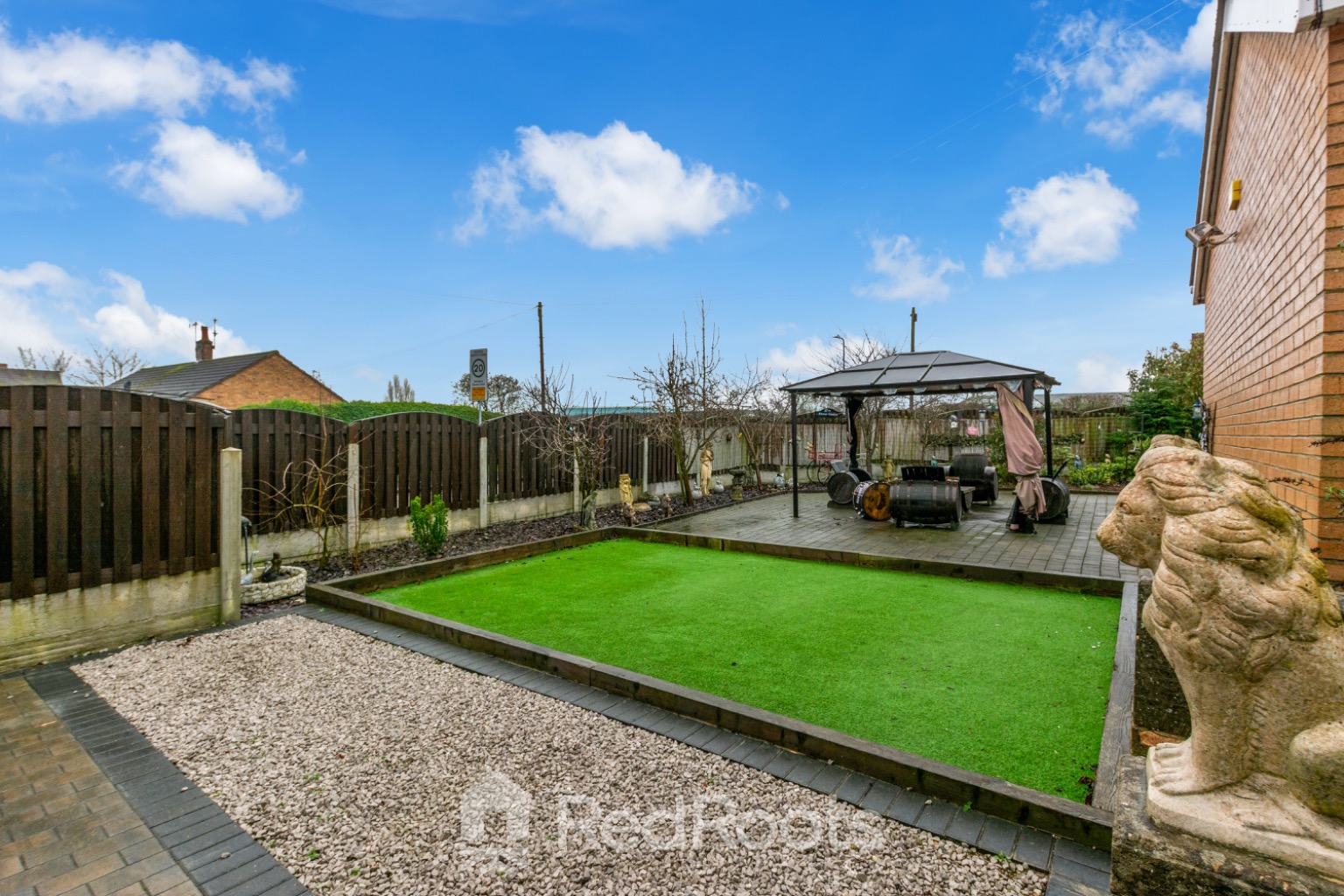 3 bed detached house for sale in Whites Wood Lane, Gainsborough, Lincolnshire, DN21  - Property Image 3