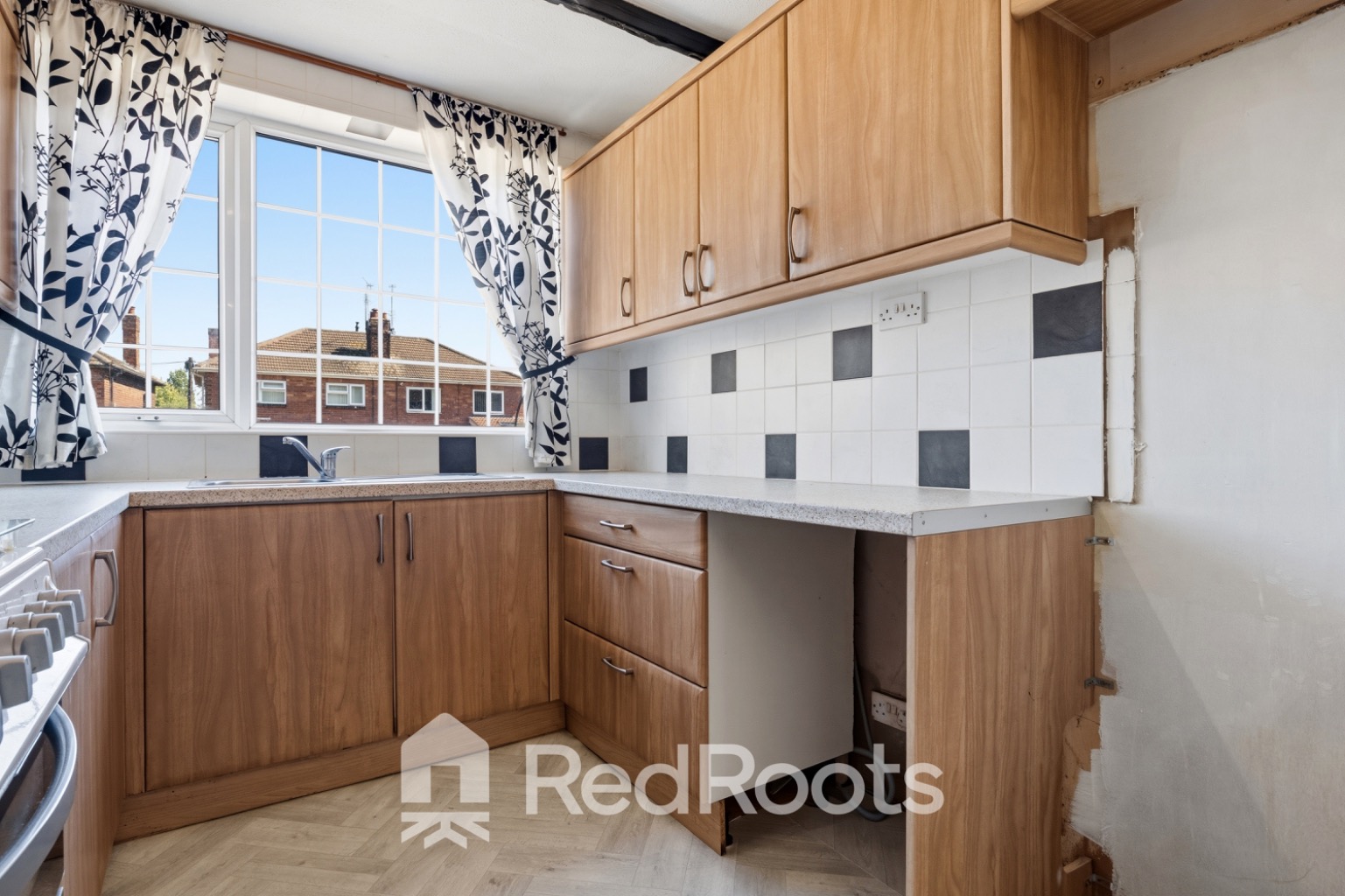 3 bed semi-detached house for sale in Stonehill Rise, Doncaster, South Yorkshire, DN5 - Property Image 5