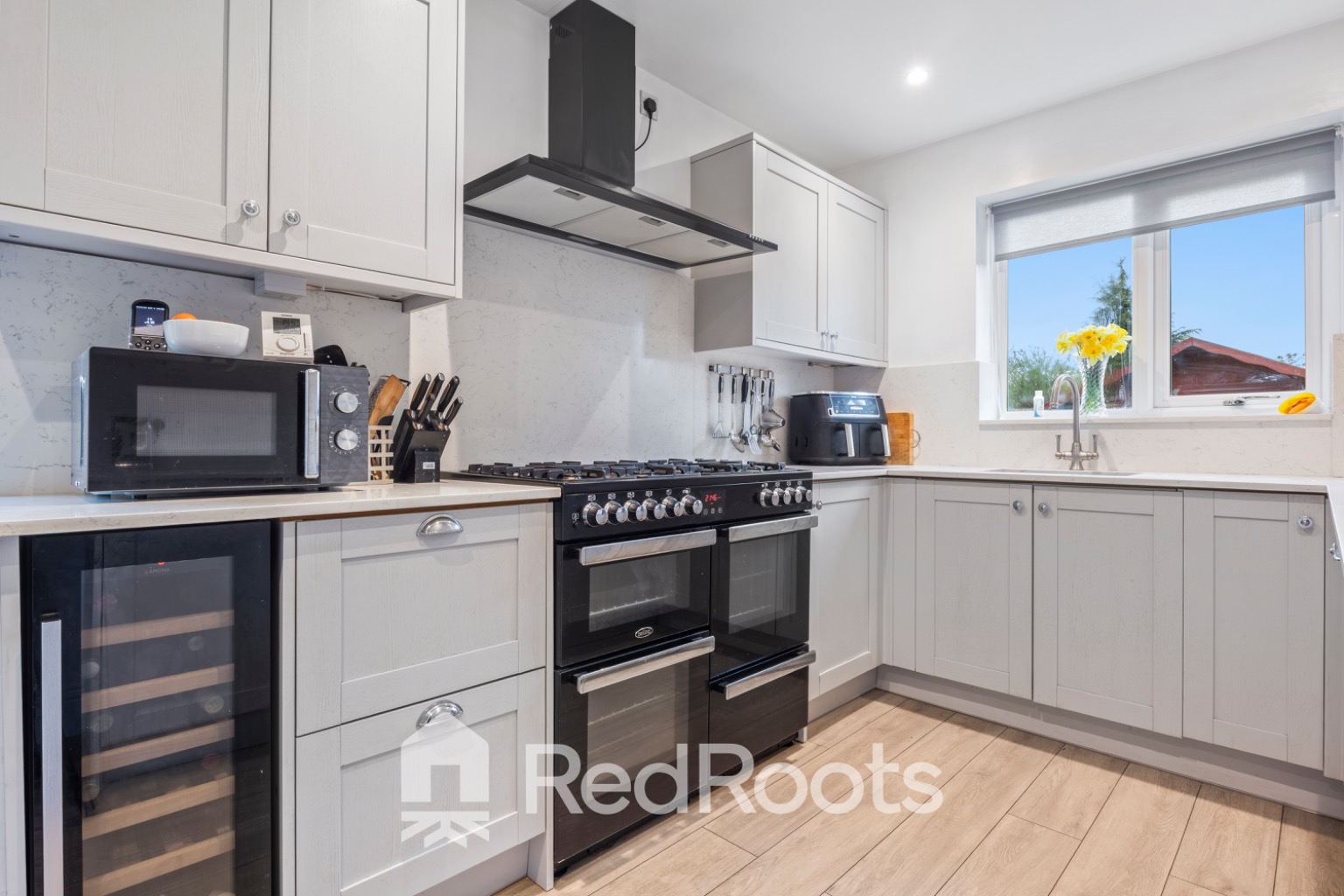 4 bed detached house for sale in 15 Westongales Way, Bentley, Doncaster, South Yorkshire, DN5  - Property Image 4