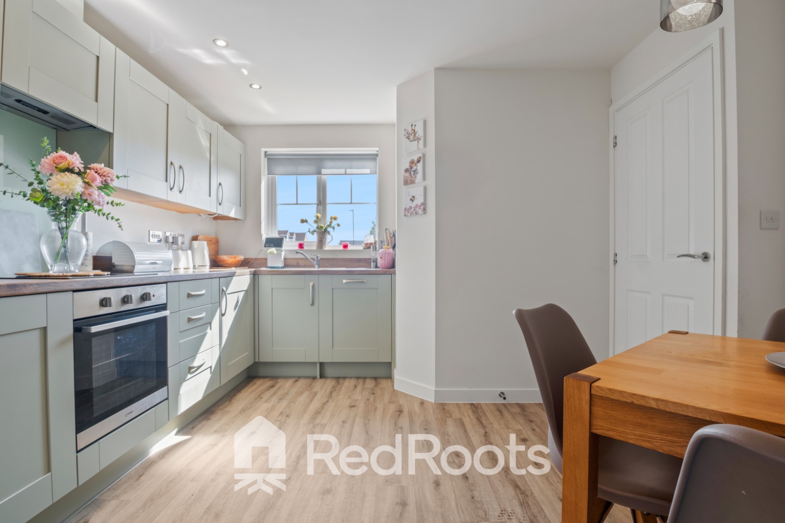 3 bed semi-detached house for sale in Tulip Drive, Balby, Doncaster, South Yorkshire, DN4 - Property Image 8