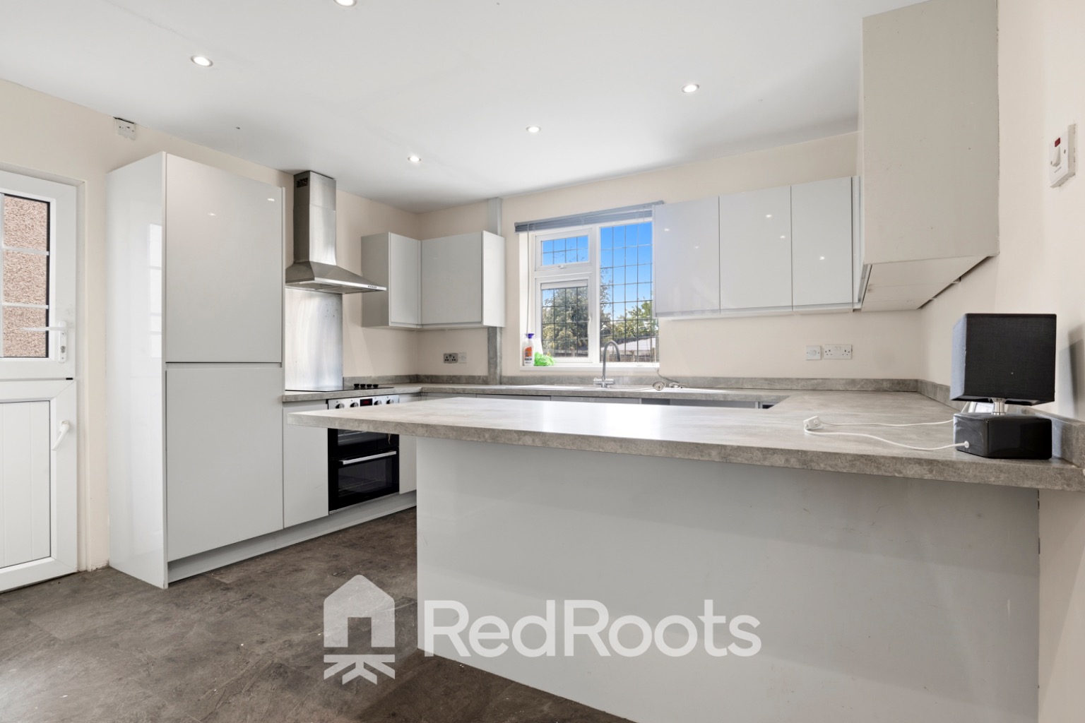 3 bed semi-detached house for sale in Victoria Road, Bentley, Doncaster, South Yorkshire, DN5 - Property Image 4