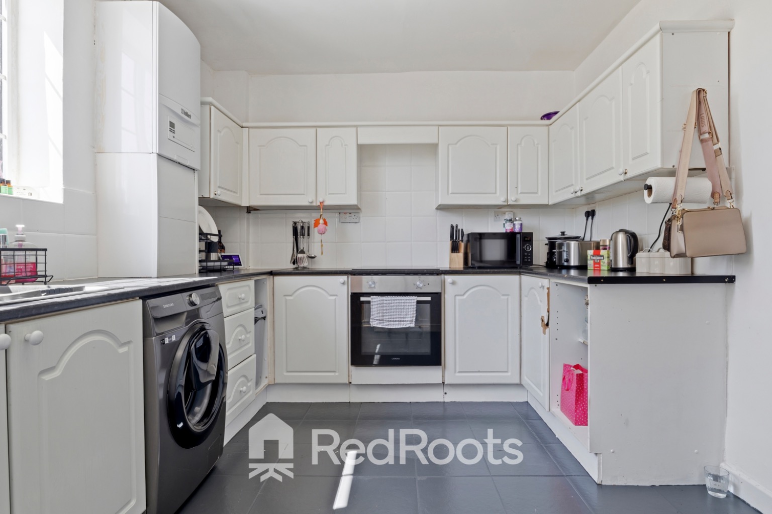 3 bed semi-detached house for sale in Elm Road, Skellow, Doncaster, South Yorkshire, DN6 - Property Image 3