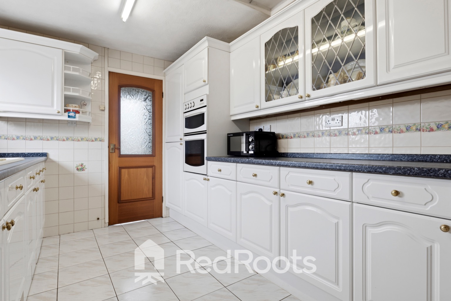 3 bed detached bungalow for sale in St. Georges Avenue, Dunsville, Doncaster, South Yorkshire, DN7 - Property Image 6