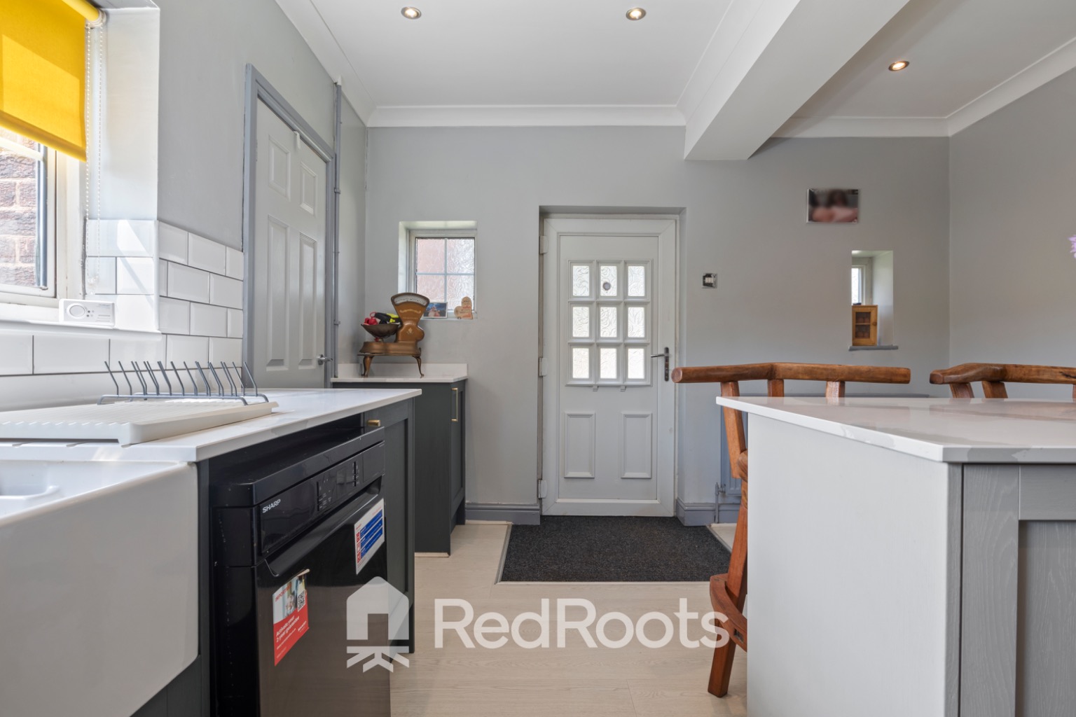 3 bed semi-detached house for sale in Chestnut Avenue, Carcroft, Doncaster, South Yorkshire, DN6 - Property Image 5