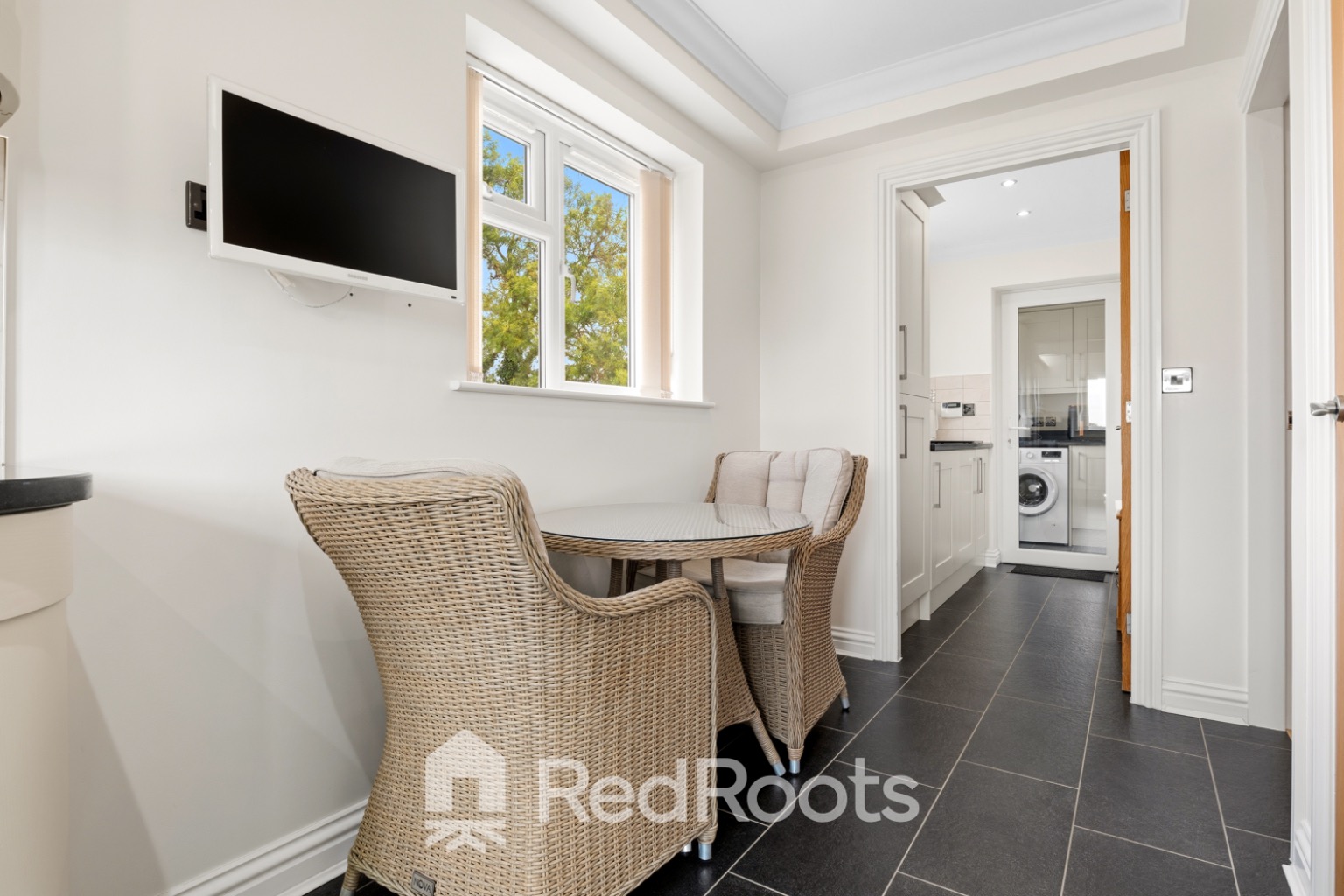 4 bed detached bungalow for sale in Brockholes, Moss Road, Moss, Doncaster, South Yorkshire, DN6 - Property Image 8