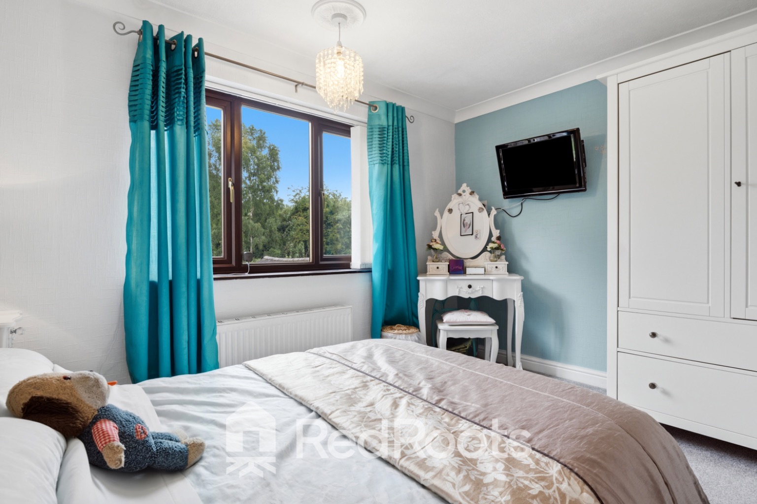 4 bed semi-detached house for sale in Clevedon Crescent, Doncaster, South Yorkshire, DN5 - Property Image 14