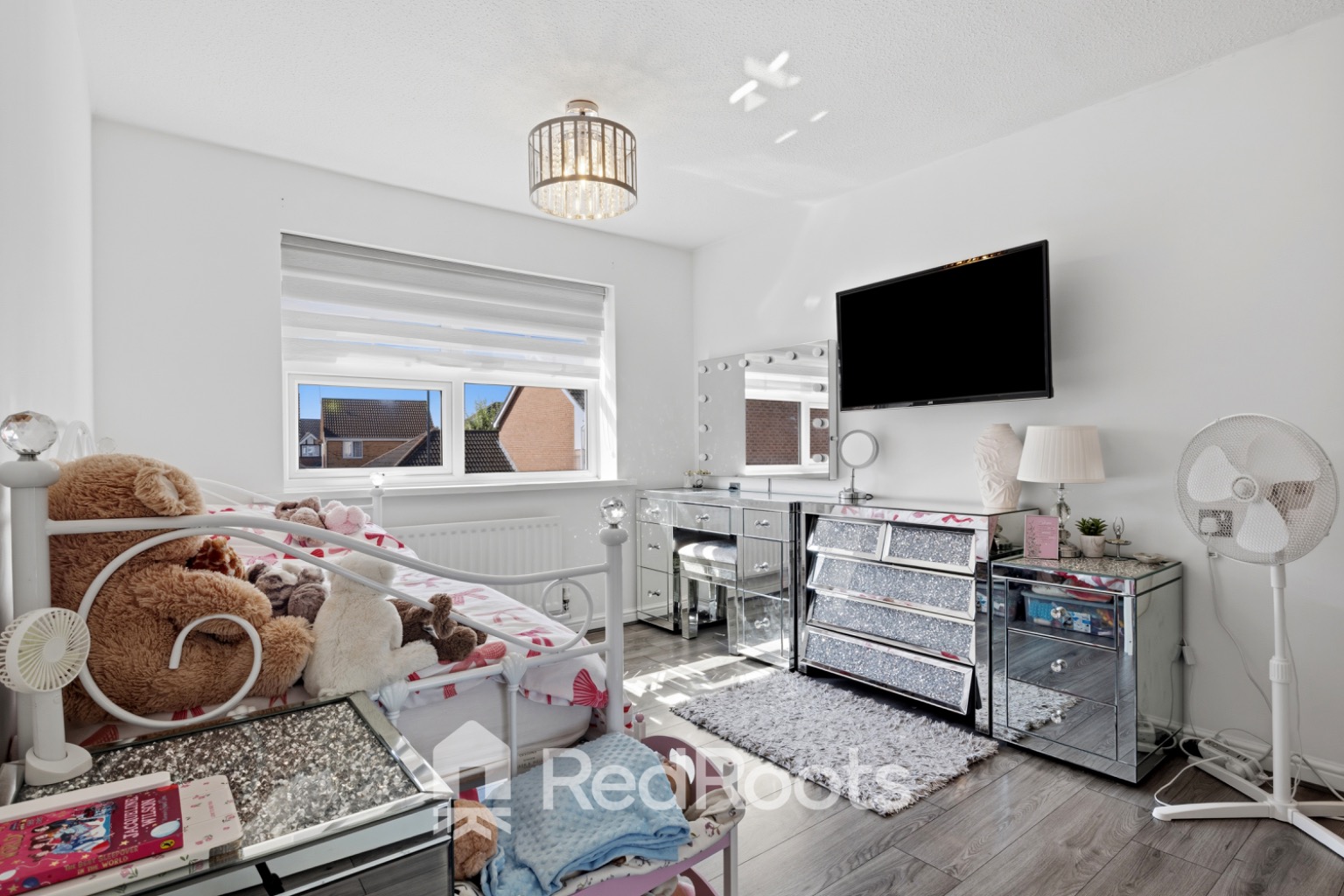 4 bed detached house for sale in Wainscot Place, Skellow, Doncaster, South Yorkshire, DN6 - Property Image 5