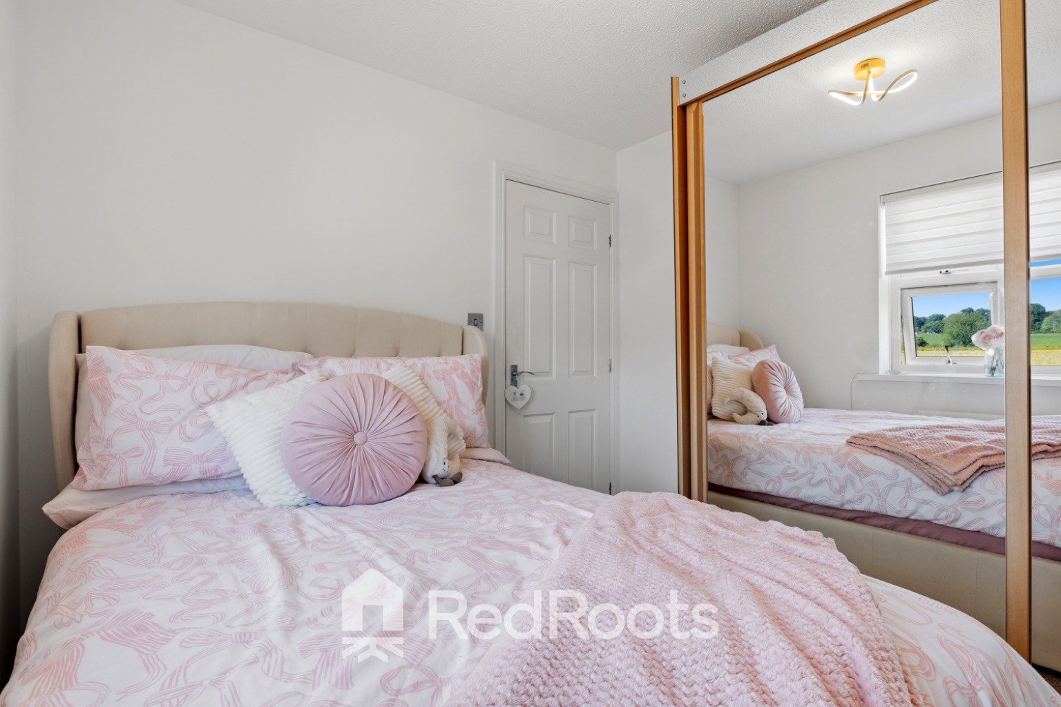 4 bed detached house for sale in Wainscot Place, Skellow, Doncaster, South Yorkshire, DN6 - Property Image 18