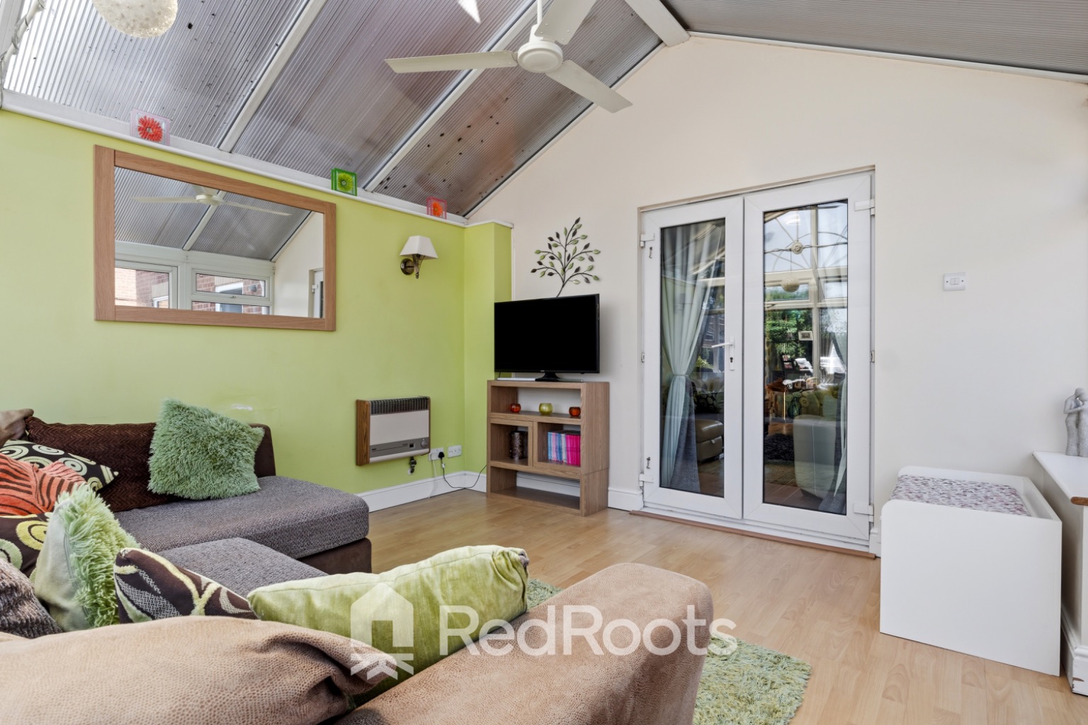 4 bed detached house for sale in Wainscot Place, Skellow, Doncaster, South Yorkshire, DN6 - Property Image 13