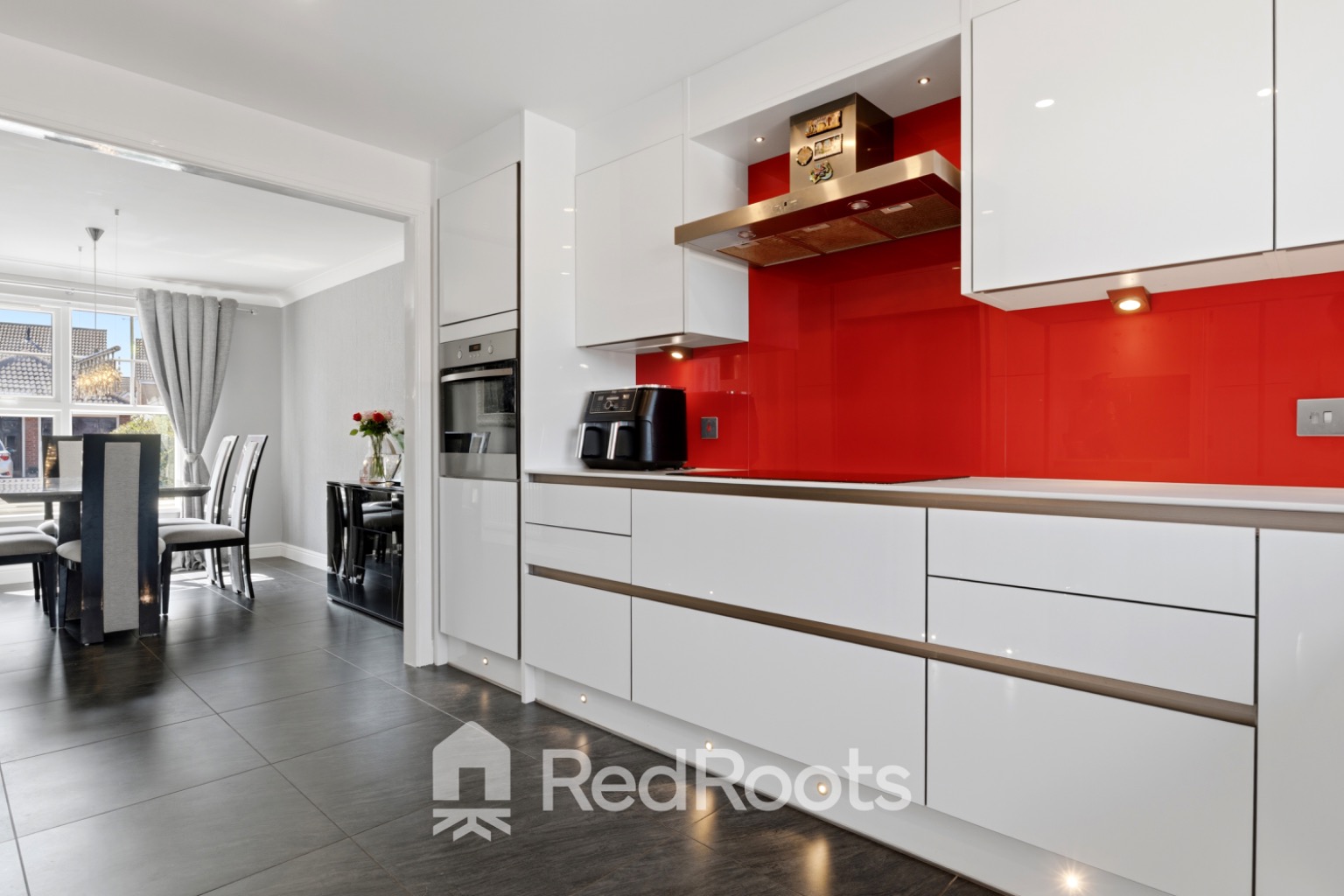 4 bed detached house for sale in Wainscot Place, Skellow, Doncaster, South Yorkshire, DN6 - Property Image 3