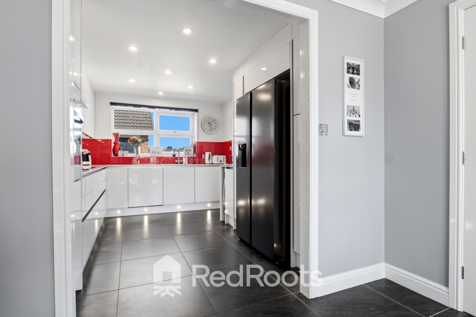 4 bed detached house for sale in Wainscot Place, Skellow, Doncaster, South Yorkshire, DN6 - Property Image 7