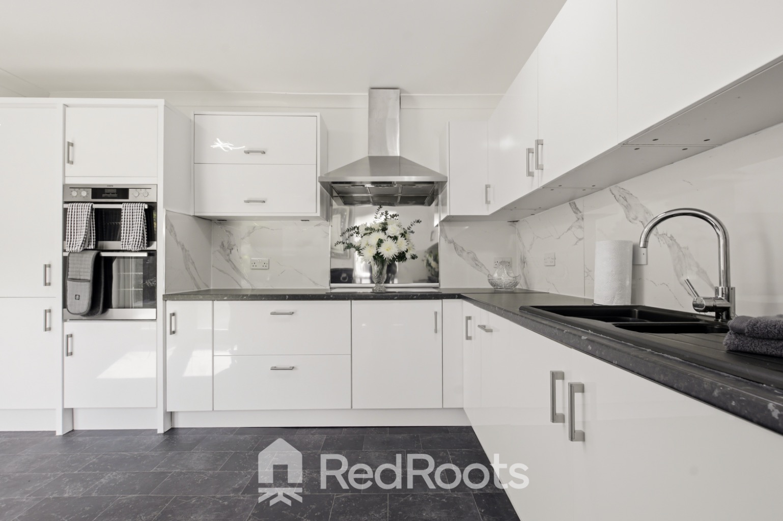 3 bed semi-detached house for sale in Petersgate, Doncaster, South Yorkshire, DN5 - Property Image 3