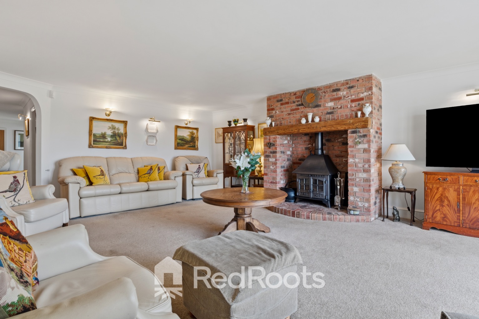 4 bed detached bungalow for sale in Fieldside, Braithwaite Lane, Braithwaite, Doncaster, South Yorkshire, DN7 - Property Image 8