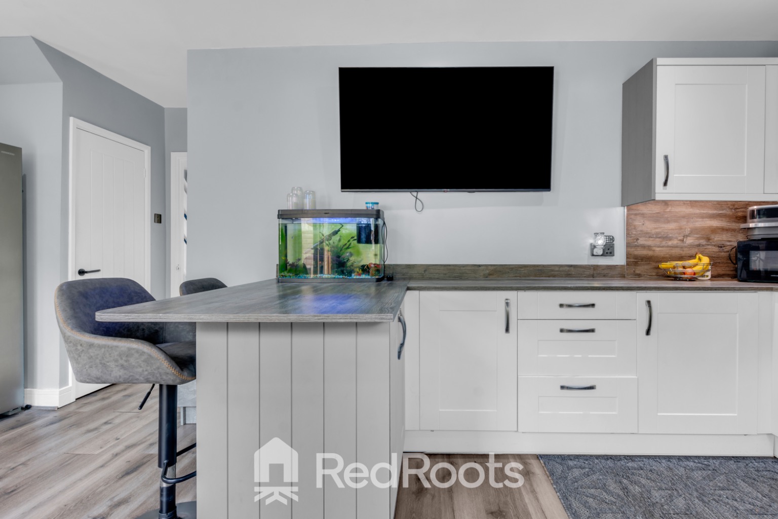 3 bed semi-detached house for sale in Clevedon Crescent, Doncaster, South Yorkshire, DN5 - Property Image 4