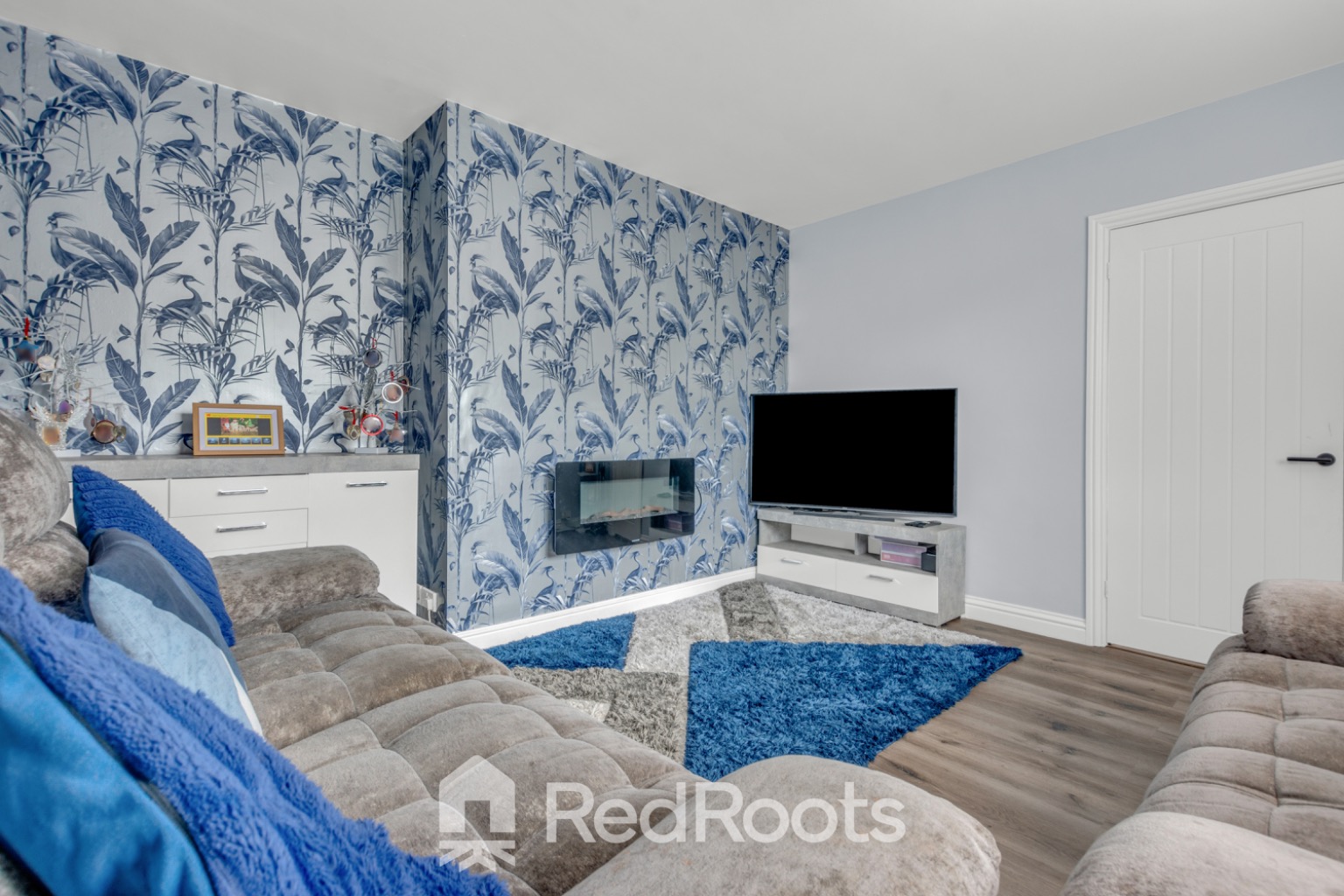 3 bed semi-detached house for sale in Clevedon Crescent, Doncaster, South Yorkshire, DN5 - Property Image 8