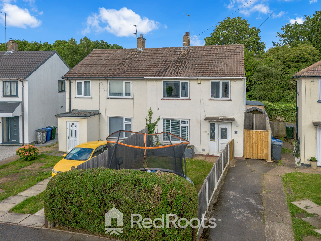 3 bed semi-detached house for sale in Clevedon Crescent, Doncaster, South Yorkshire, DN5 - Property Image 1
