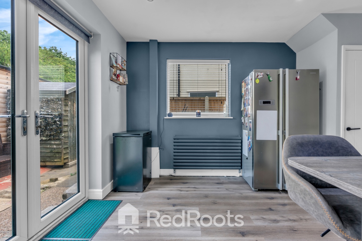 3 bed semi-detached house for sale in Clevedon Crescent, Doncaster, South Yorkshire, DN5 - Property Image 6