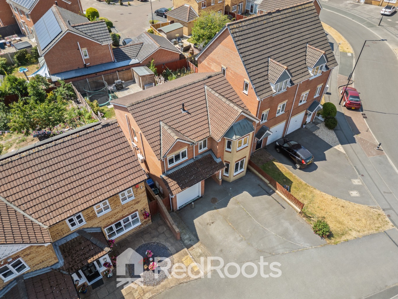 4 bed detached house for sale in Reeves Way, Armthorpe, Doncaster, South Yorkshire, DN3  - Property Image 33